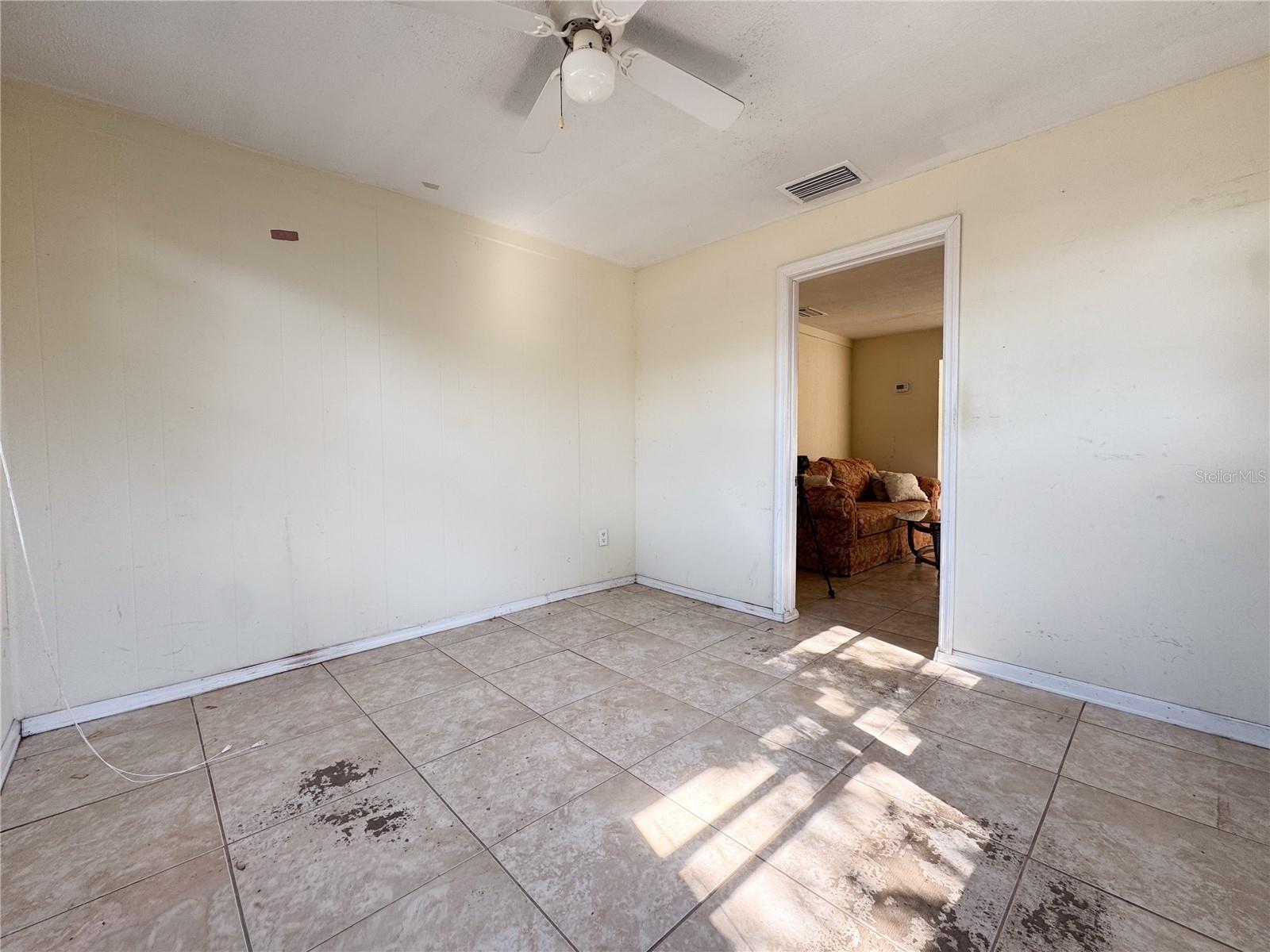 Image 12 of 26 For 1936 Allendale Avenue