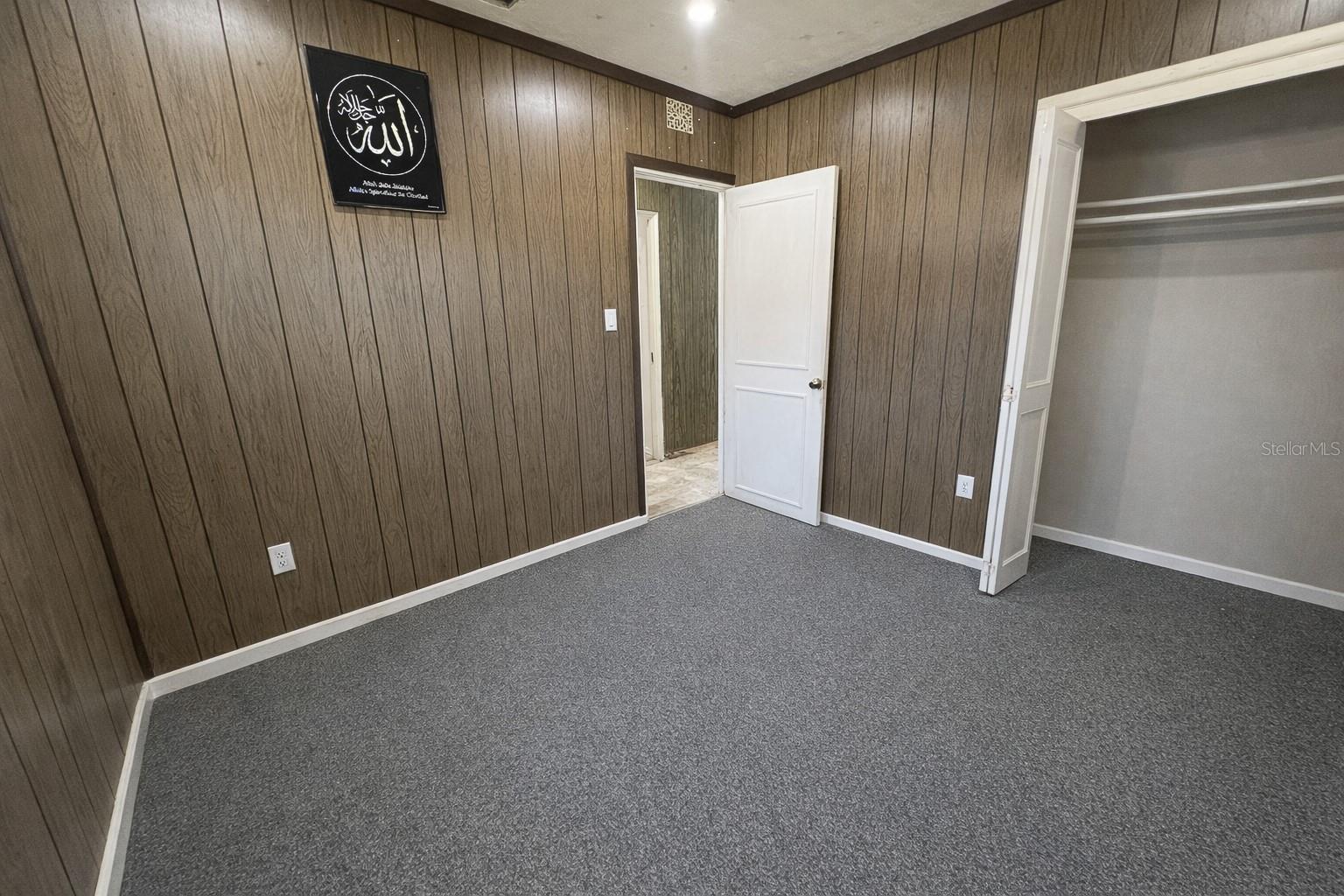 Image 15 of 26 For 1936 Allendale Avenue