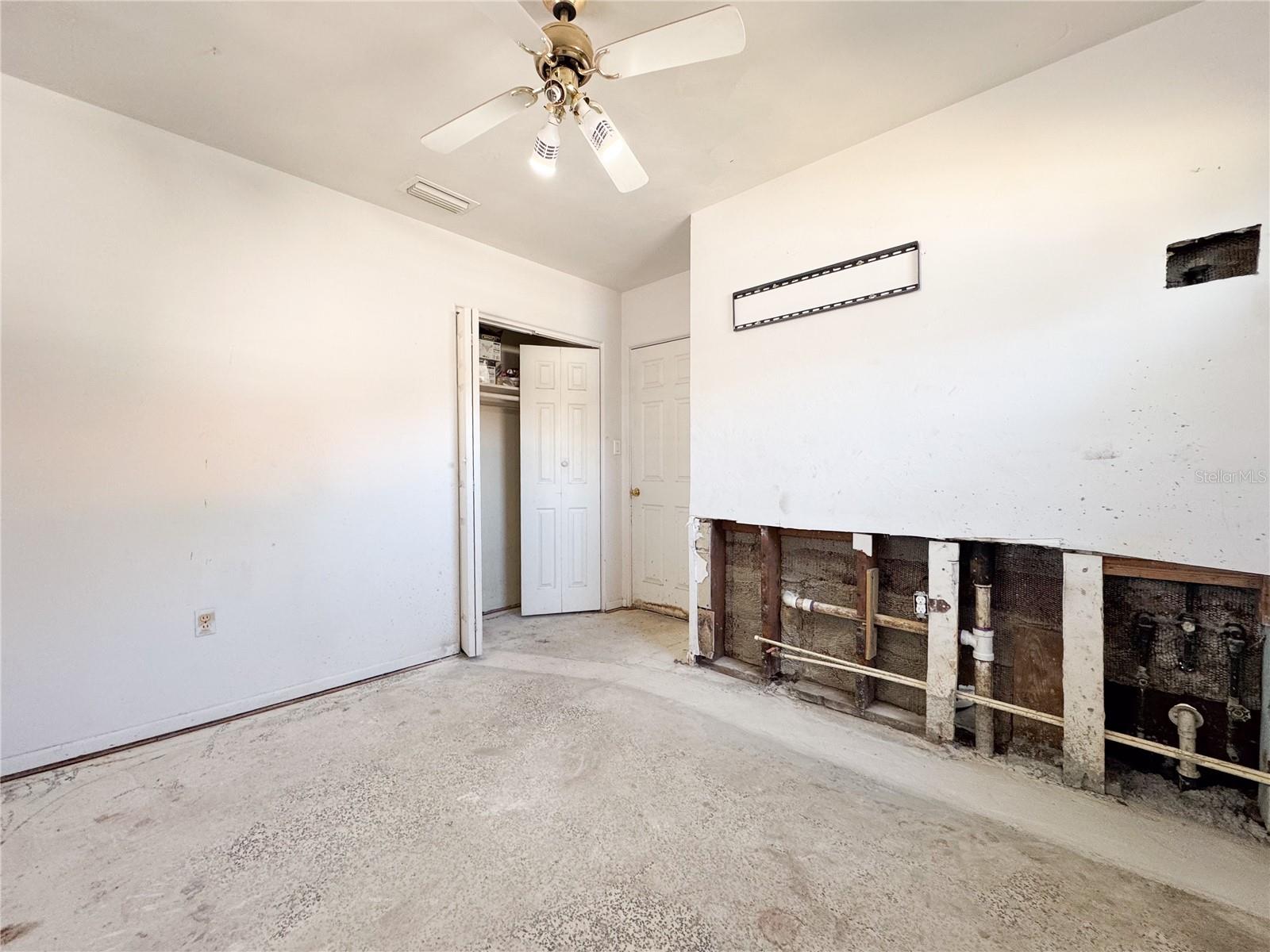 Image 8 of 26 For 1936 Allendale Avenue