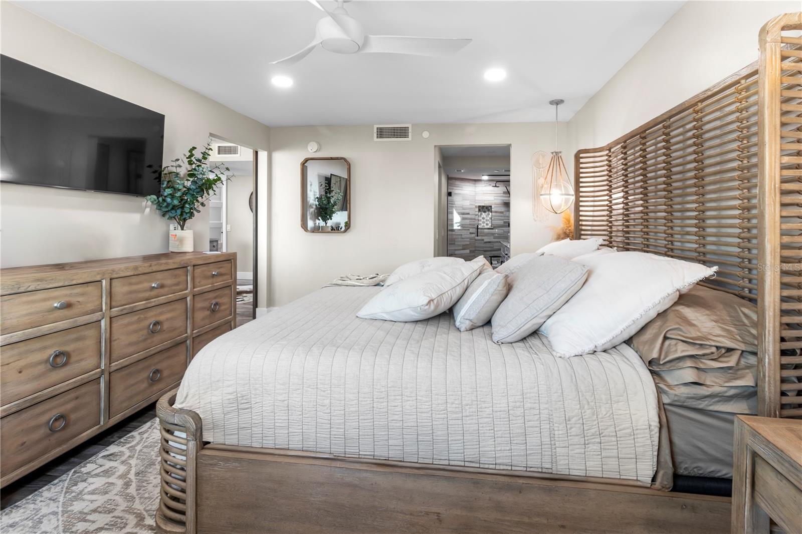 Image 16 of 34 For 6322 Palma Del Mar Boulevard S 1106