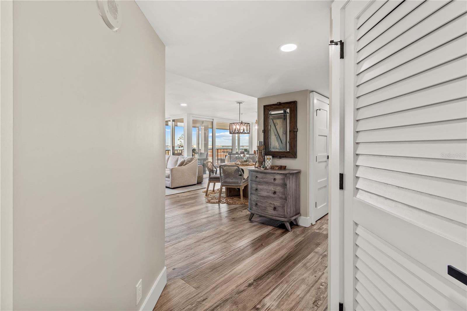 Image 5 of 34 For 6322 Palma Del Mar Boulevard S 1106