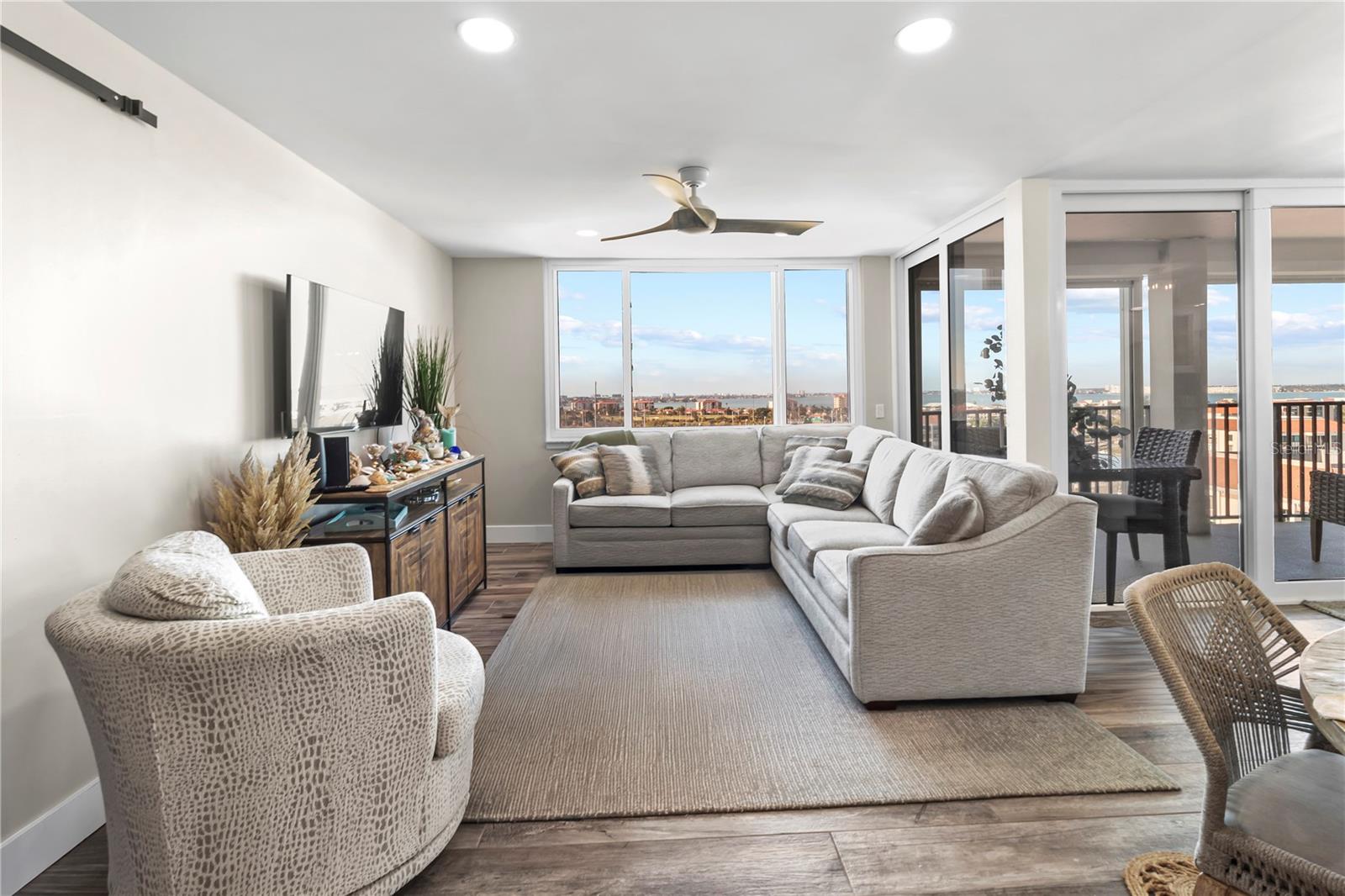 Image 6 of 34 For 6322 Palma Del Mar Boulevard S 1106