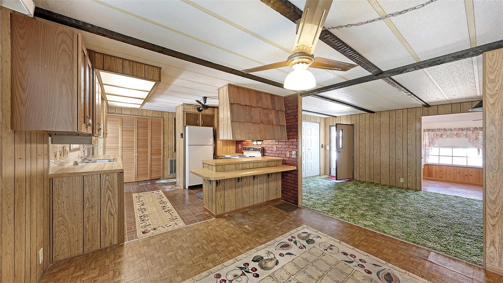 Image 13 of 44 For 203 50th Avenue Plaza E