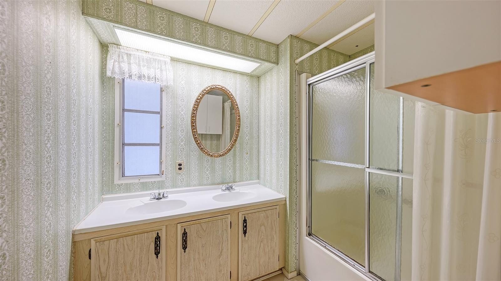 Image 26 of 44 For 203 50th Avenue Plaza E