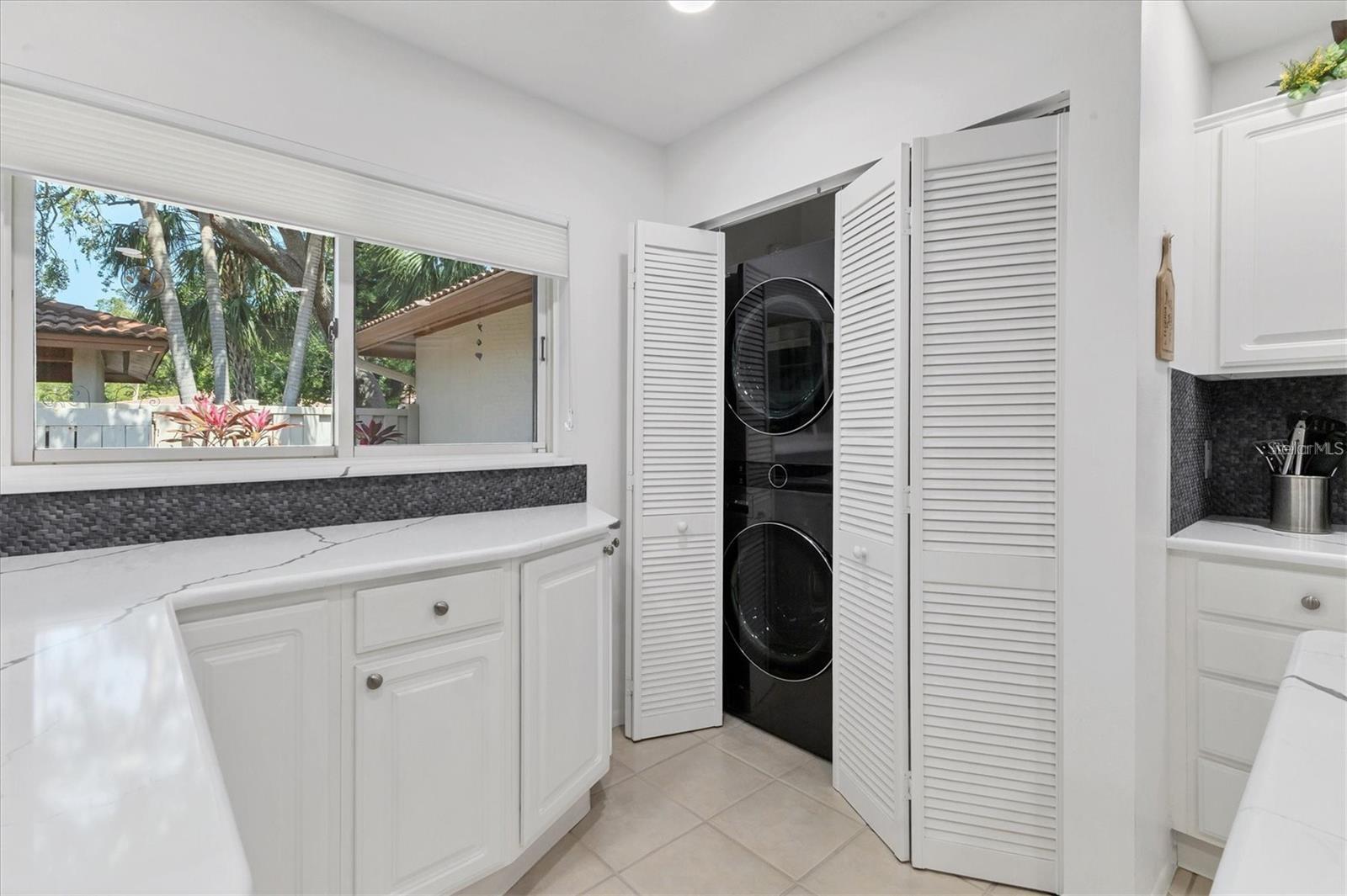 Image 10 of 43 For 6304 Pelican Drive