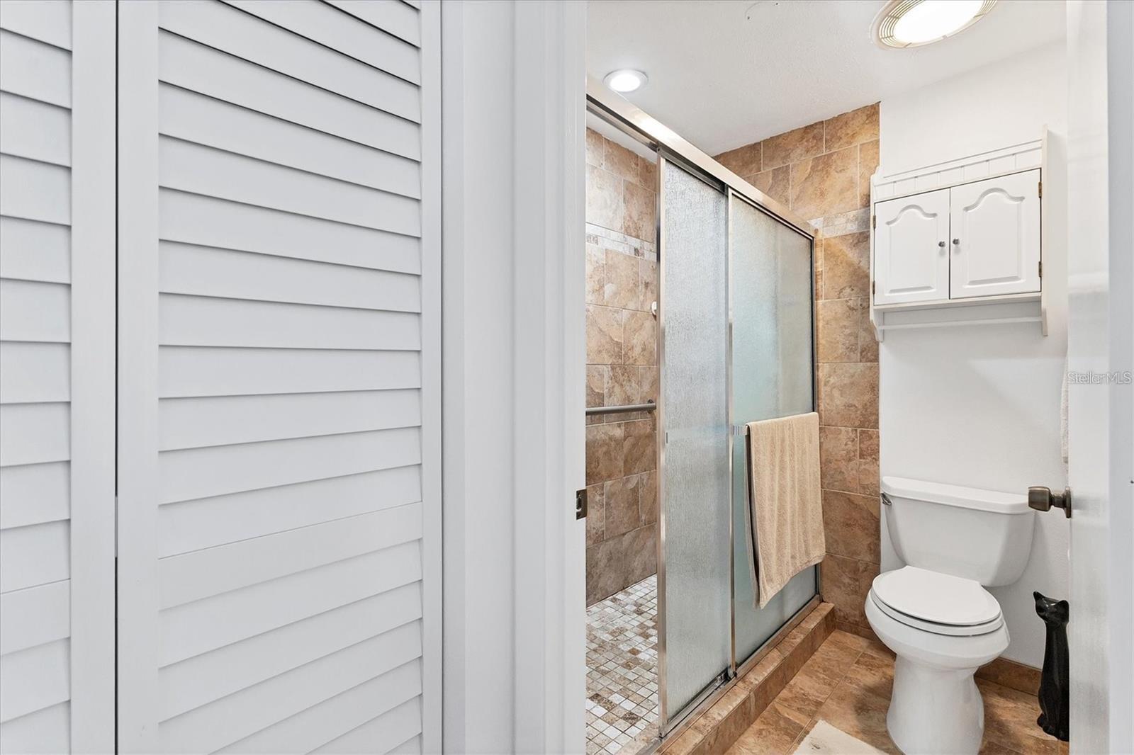 Image 22 of 43 For 6304 Pelican Drive