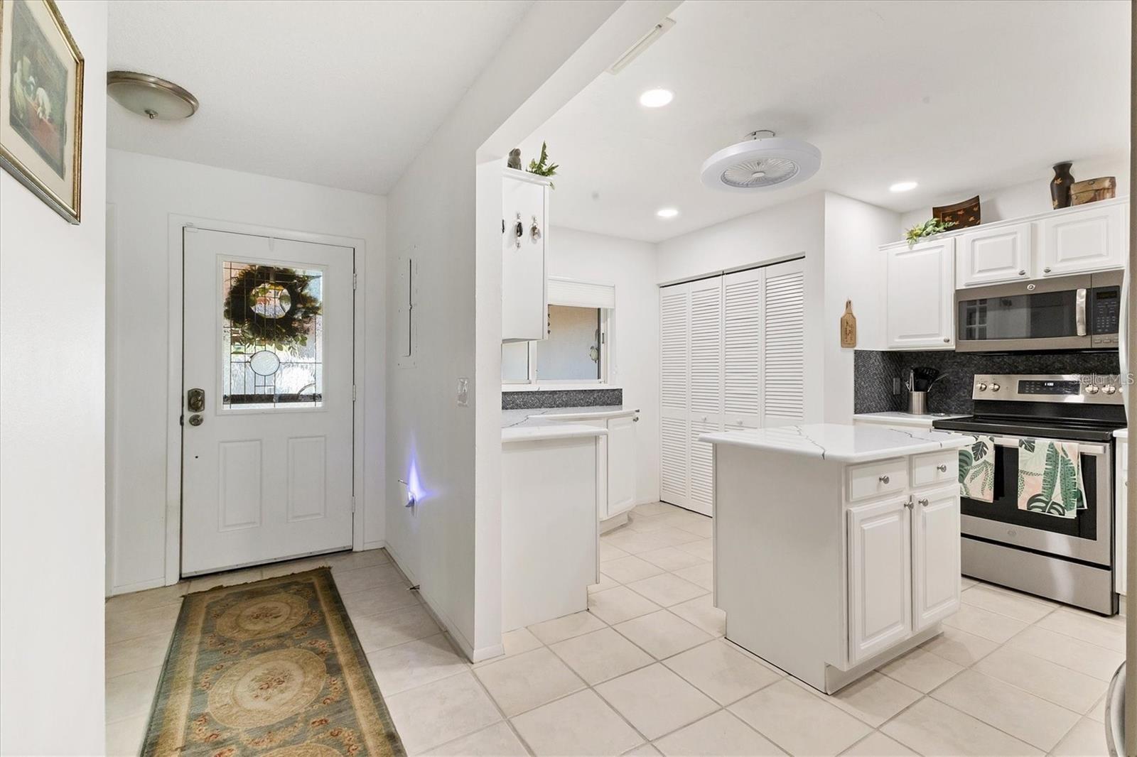 Image 6 of 43 For 6304 Pelican Drive