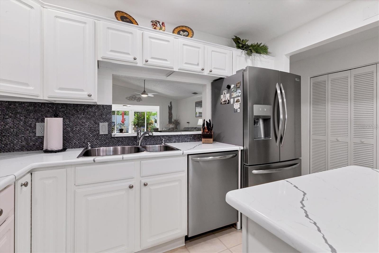 Image 9 of 43 For 6304 Pelican Drive