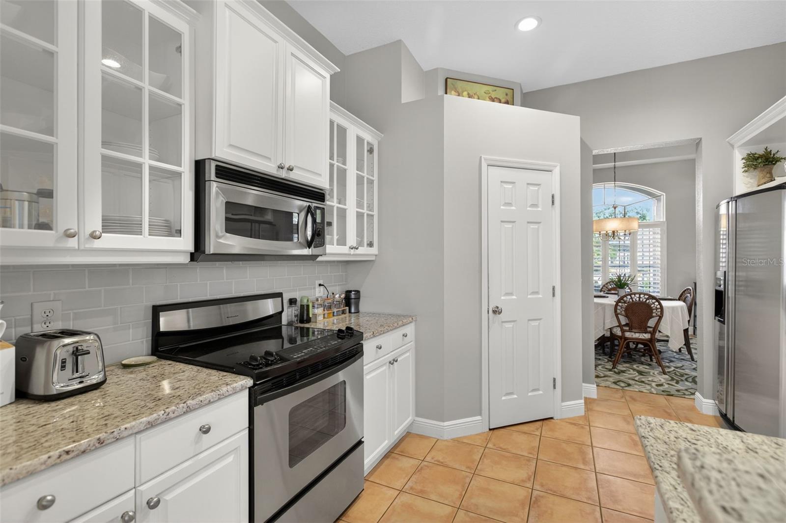 Image 23 of 52 For 107 Abercrombie Avenue