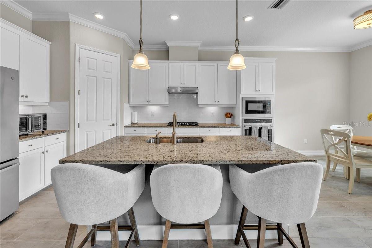 Image 11 of 72 For 2905 Starwood Court