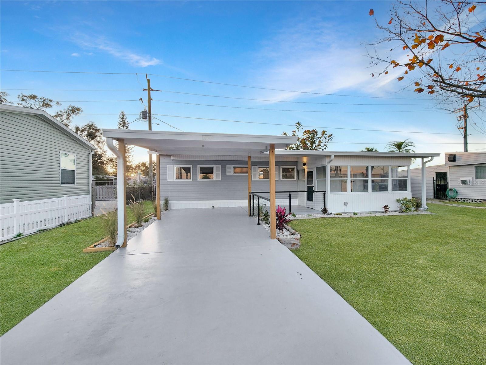 Image 2 of 14 For 5022 9th Street W