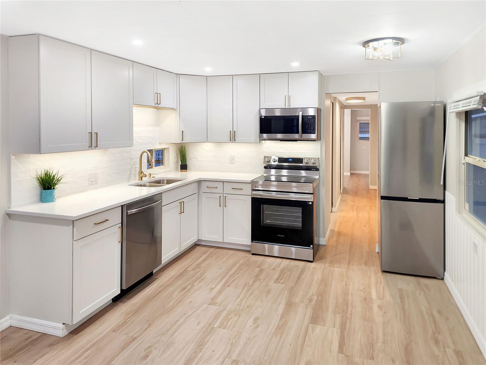 Image 5 of 14 For 5022 9th Street W