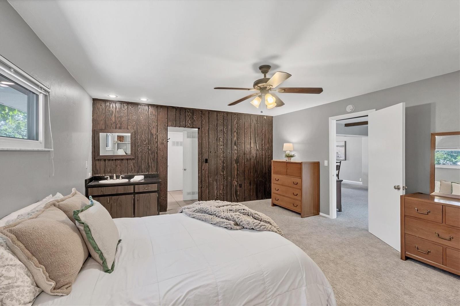 Image 17 of 34 For 5201 Stevens Drive