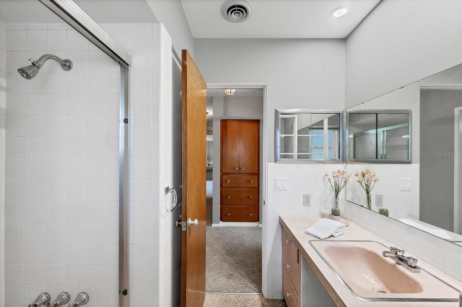 Image 27 of 34 For 5201 Stevens Drive