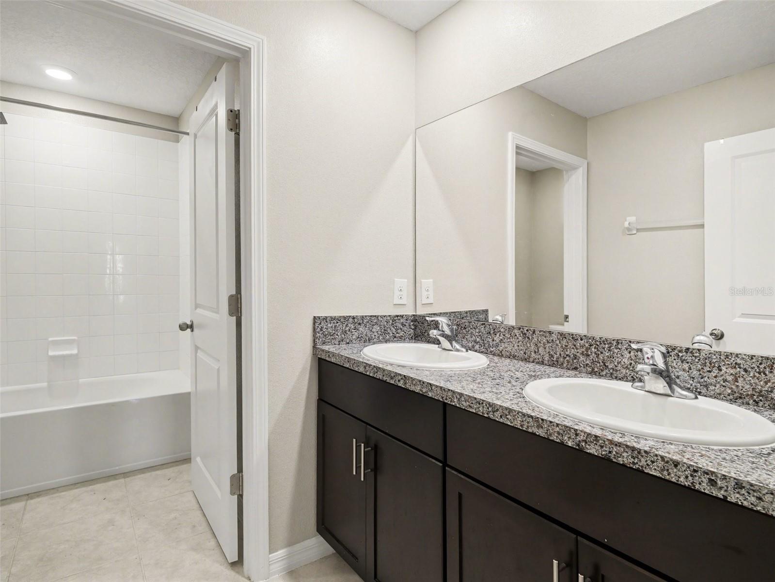 Image 23 of 35 For 15453 Broad Brush Drive