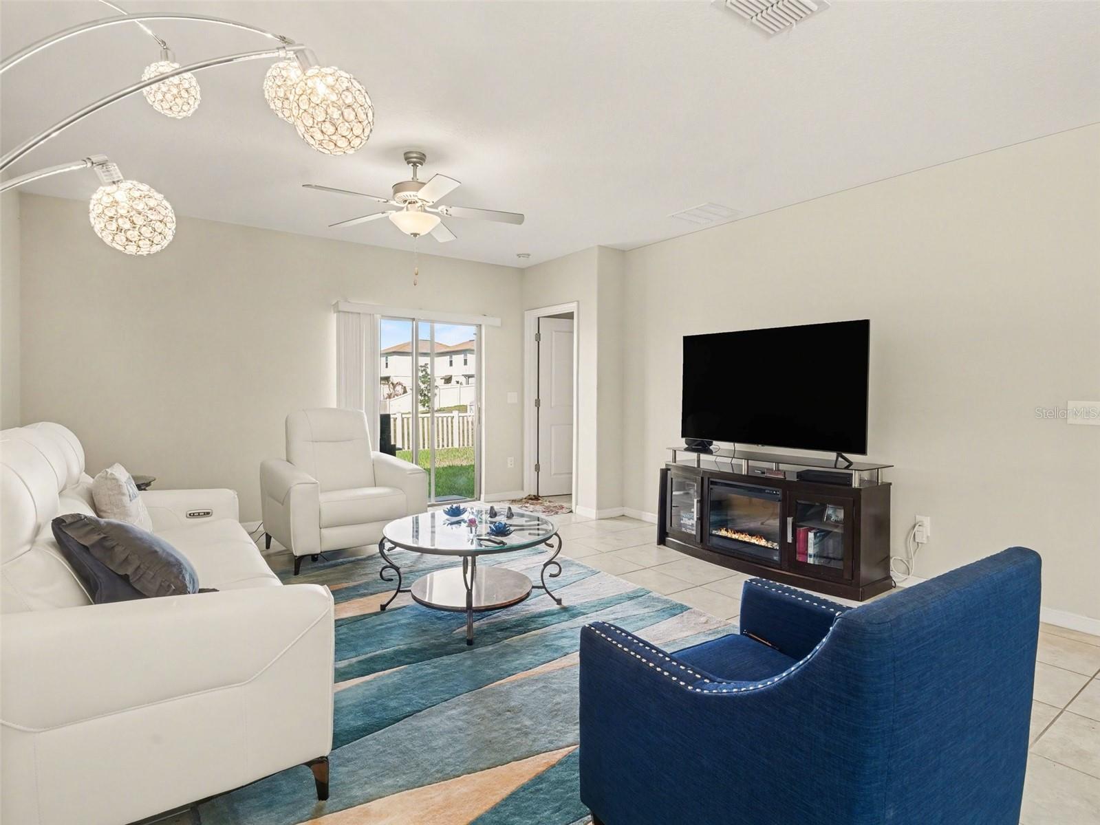 Image 8 of 35 For 15453 Broad Brush Drive