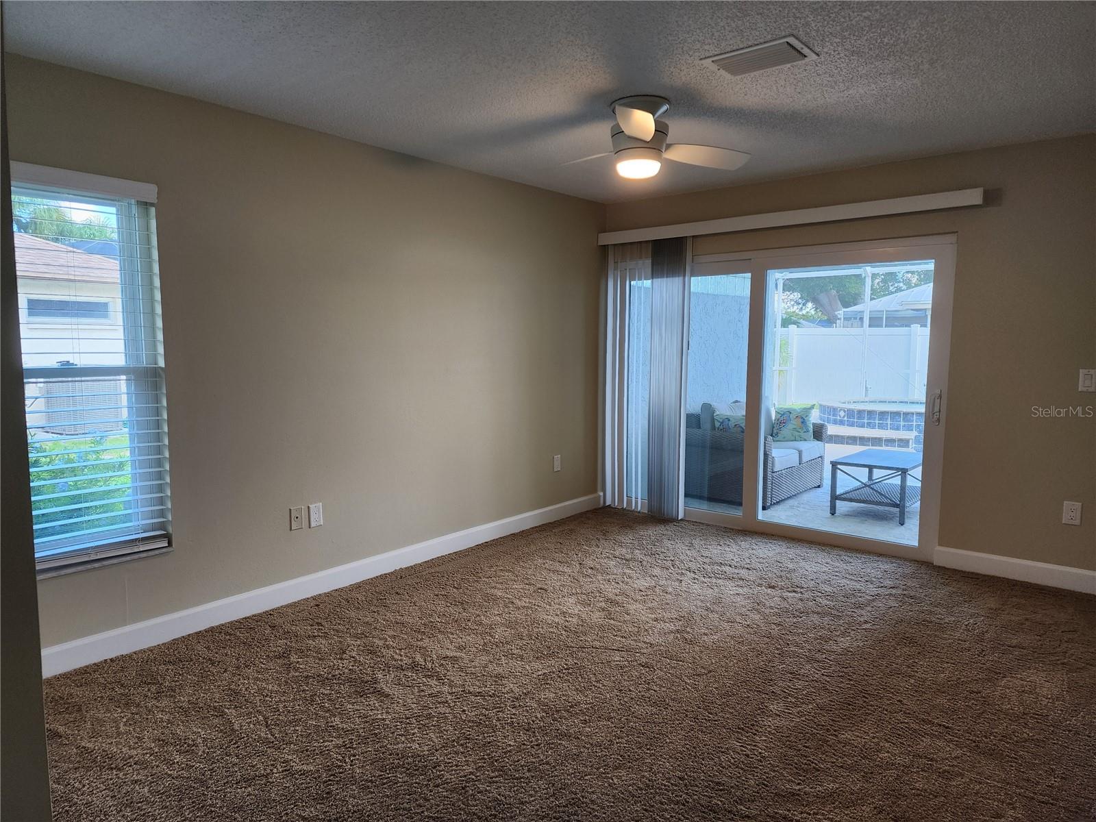 Image 16 of 25 For 1856 Woodhaven Circle