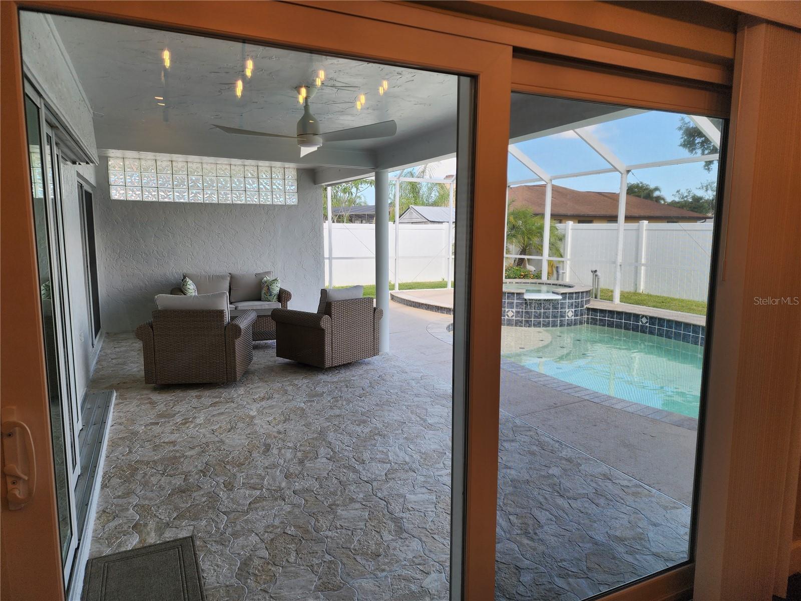 Image 7 of 25 For 1856 Woodhaven Circle