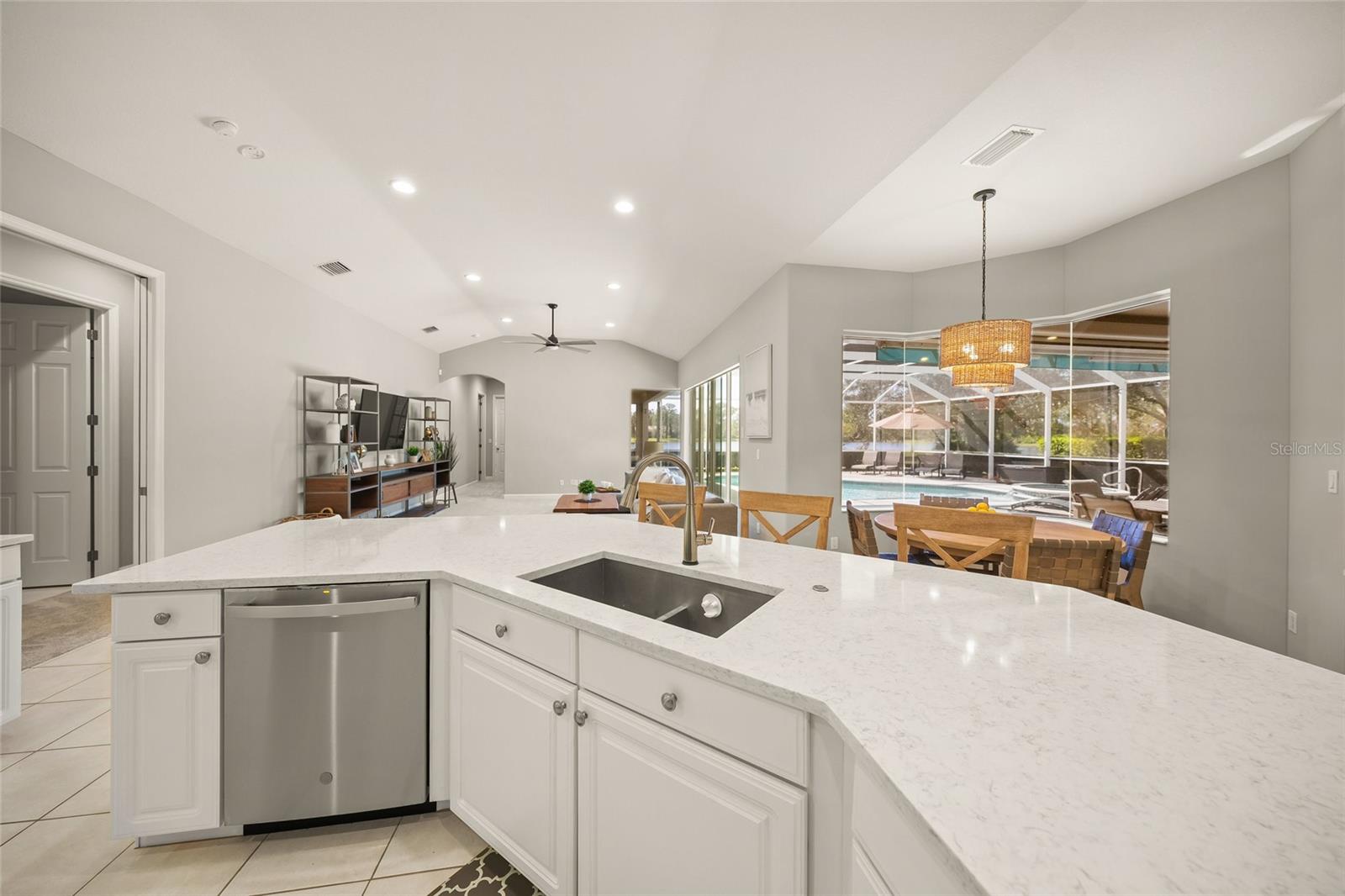 Image 12 of 50 For 9075 Misty Creek Drive