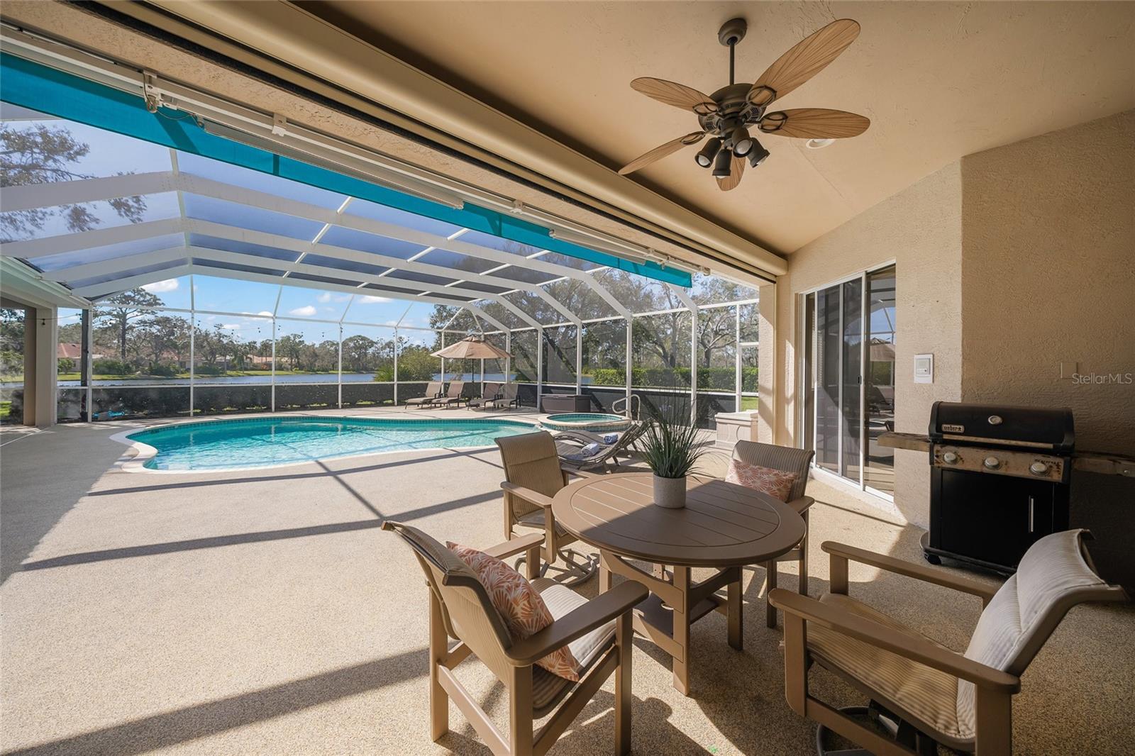 Image 19 of 50 For 9075 Misty Creek Drive