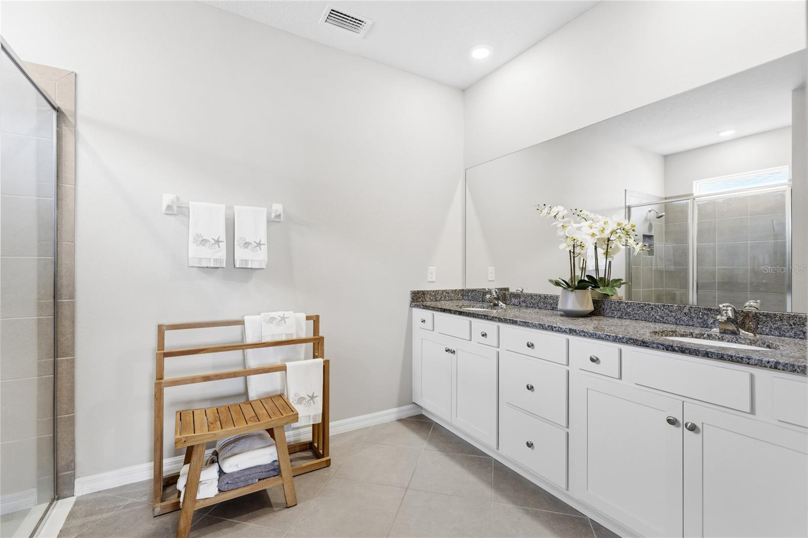 Image 12 of 38 For 14007 Mount Laurel Trail