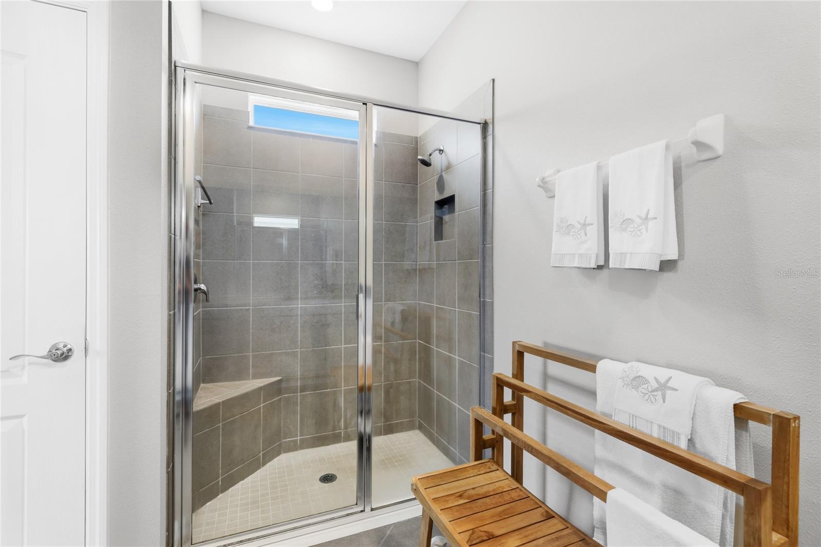 Image 13 of 38 For 14007 Mount Laurel Trail