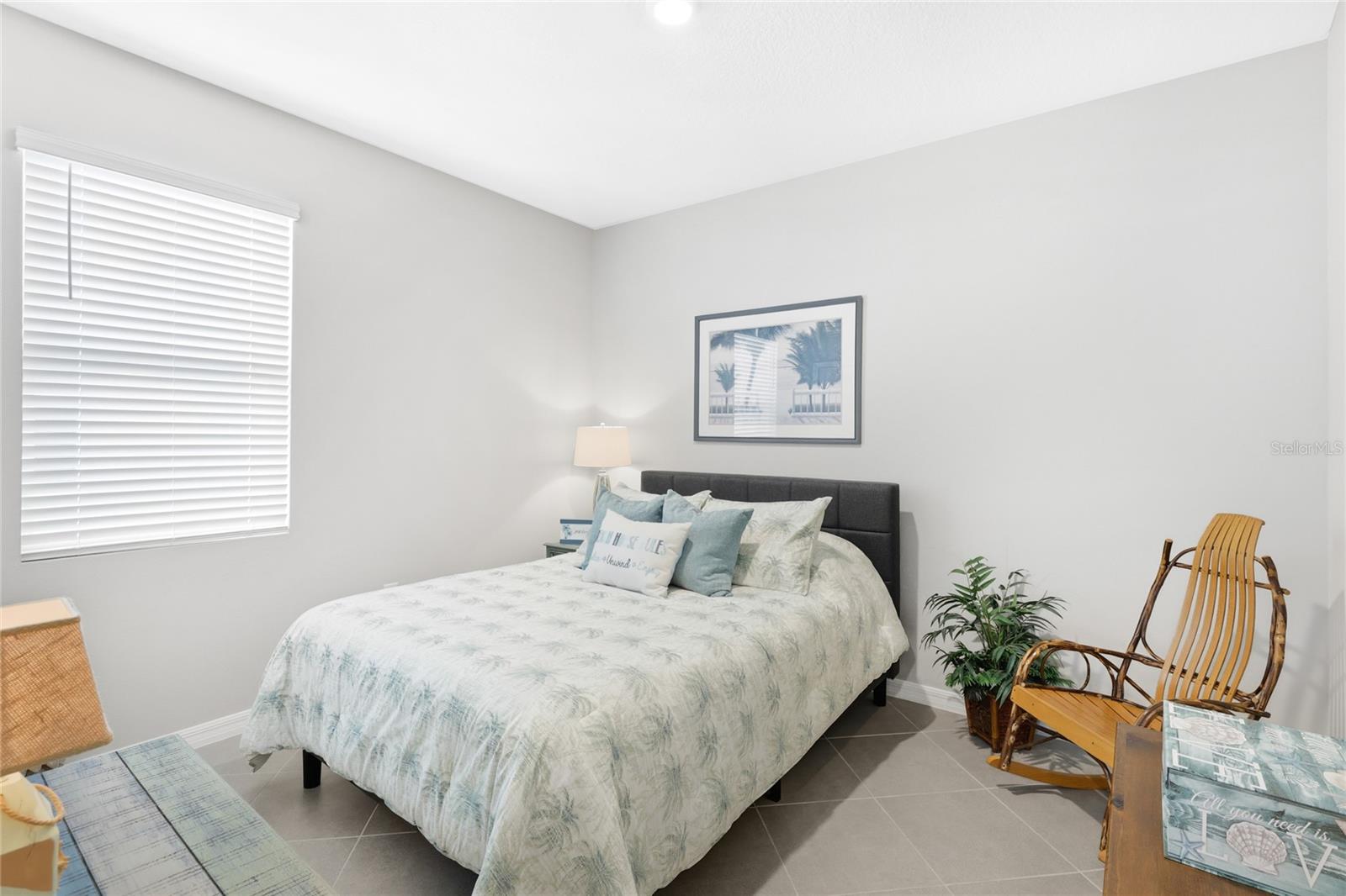 Image 14 of 38 For 14007 Mount Laurel Trail