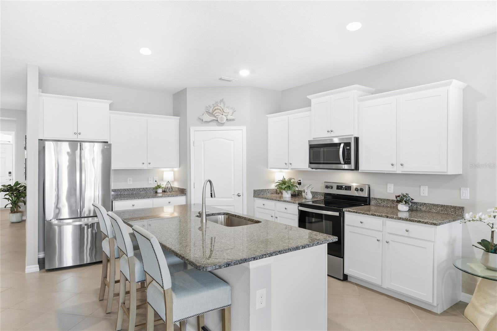 Image 9 of 38 For 14007 Mount Laurel Trail