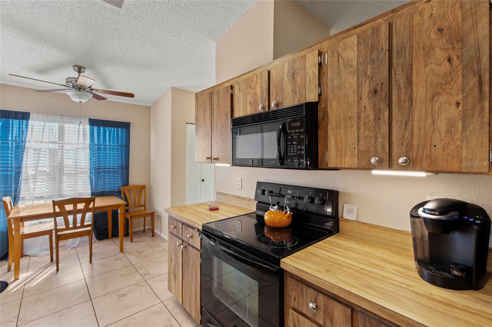 Image 17 of 40 For 3506 33rd Avenue W