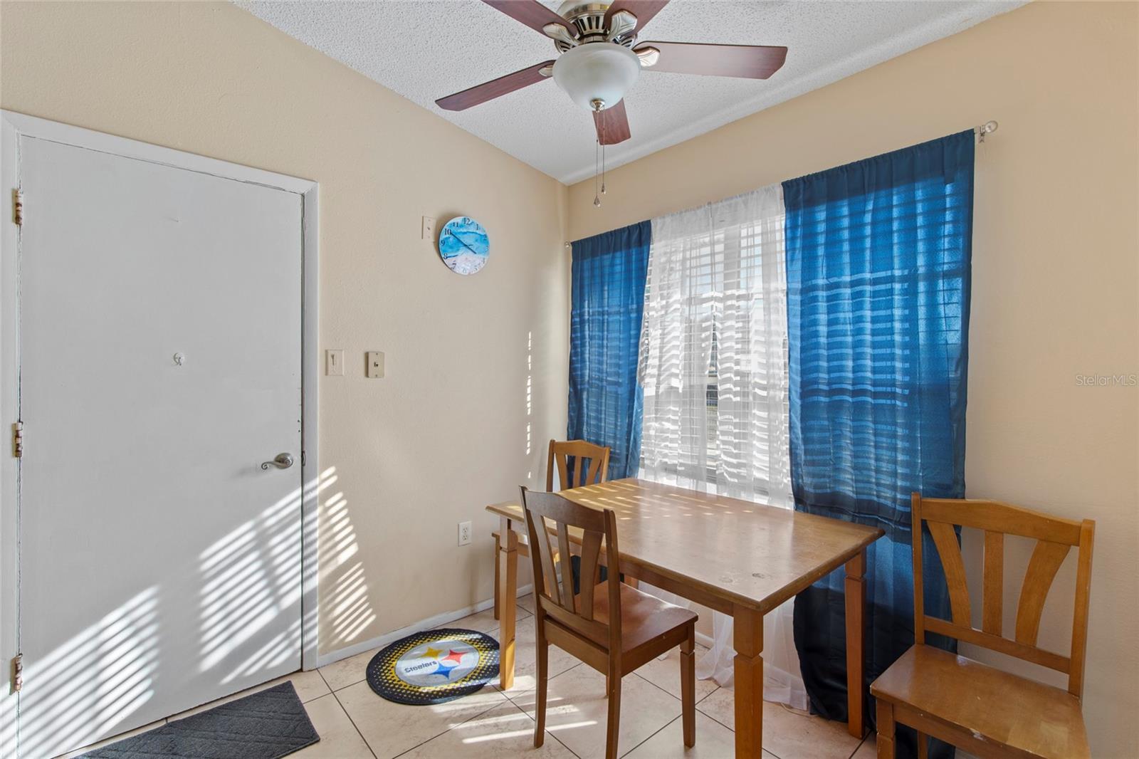 Image 18 of 40 For 3506 33rd Avenue W