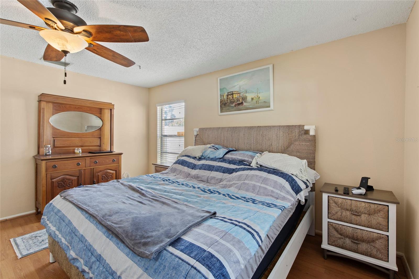 Image 20 of 40 For 3506 33rd Avenue W