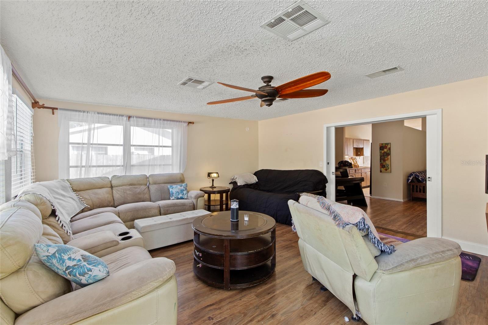 Image 29 of 40 For 3506 33rd Avenue W