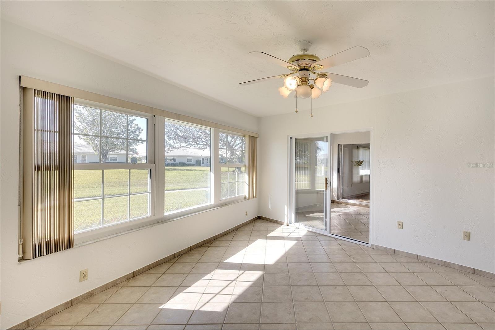 Image 13 of 28 For 6517 10th Avenue W