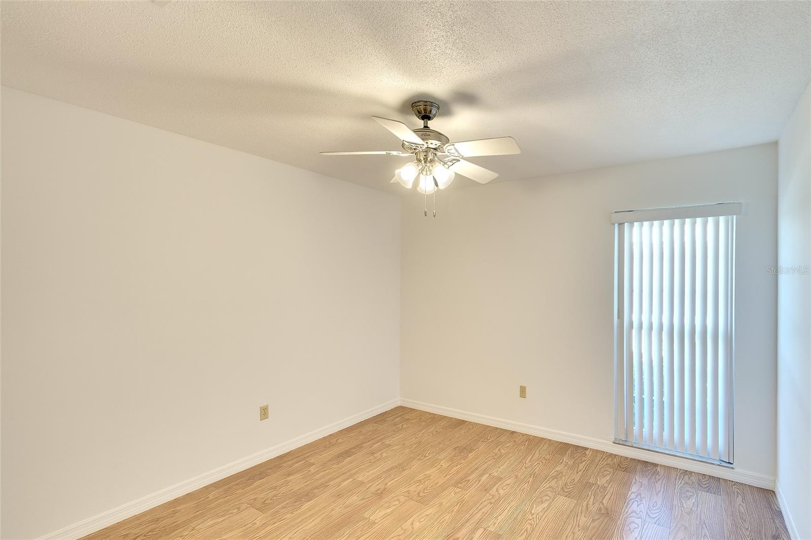 Image 19 of 28 For 6517 10th Avenue W