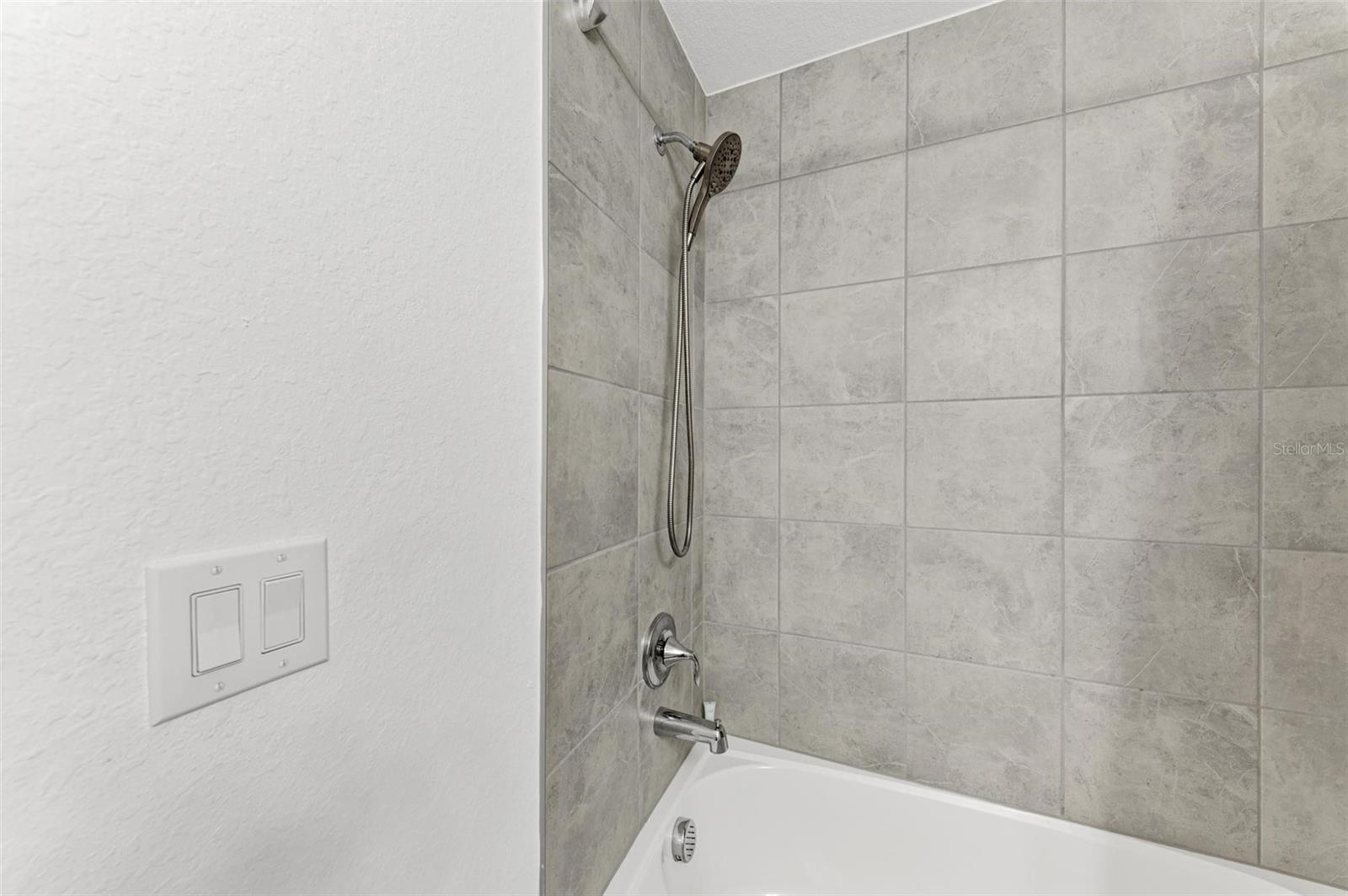 Image 33 of 60 For 5685 Palmer Circle 105