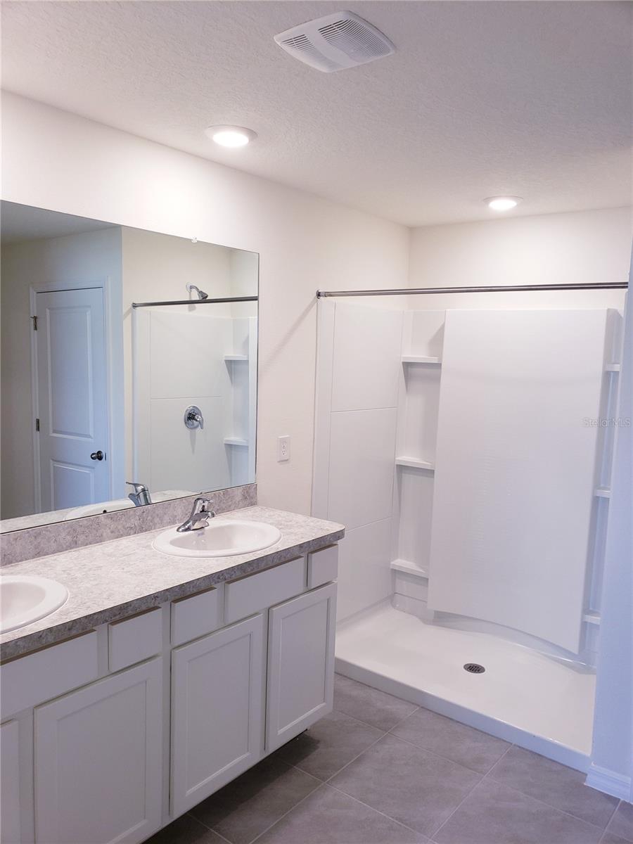 Image 17 of 26 For 12207 Kingsley Trail