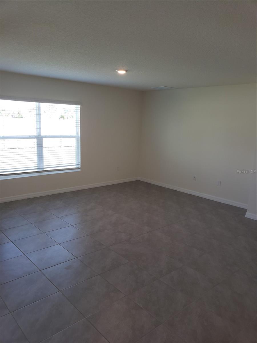 Image 20 of 26 For 12207 Kingsley Trail