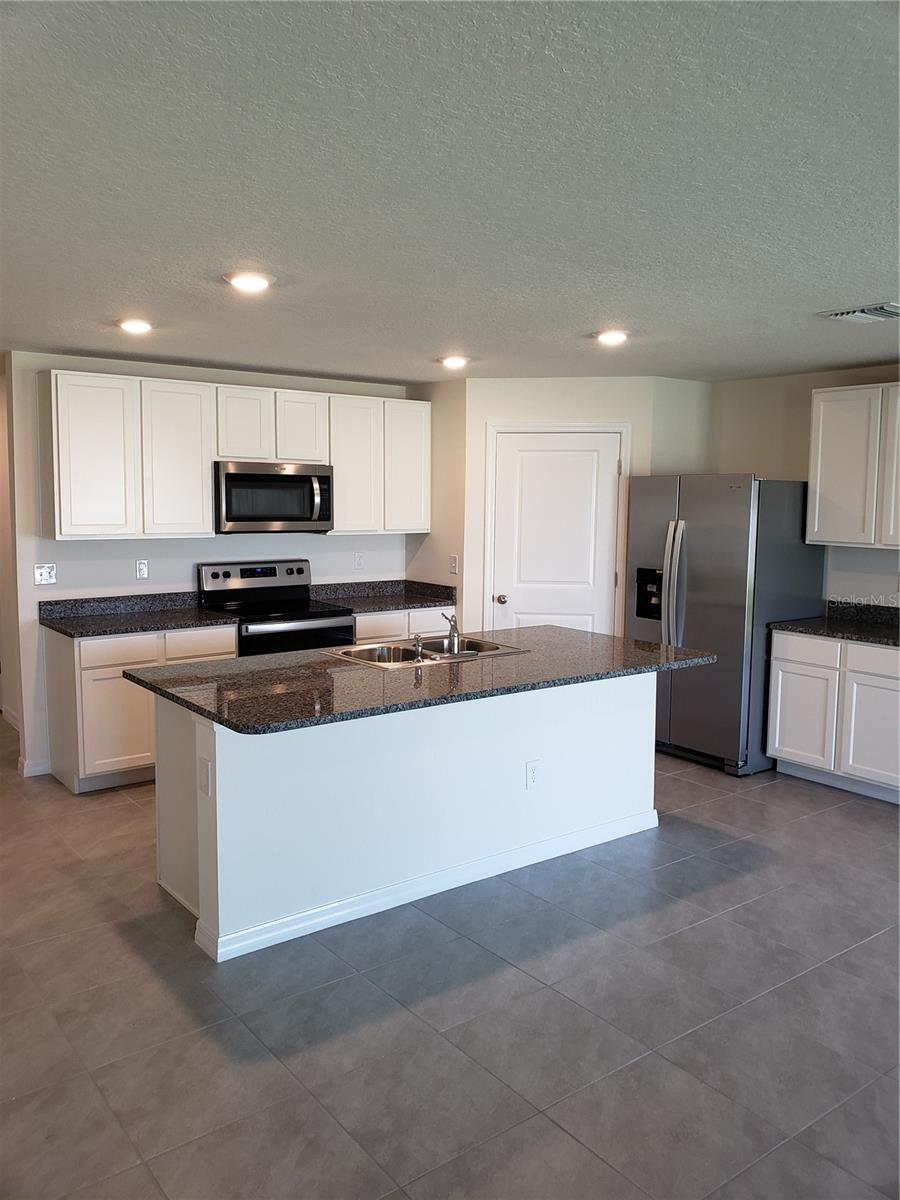 Image 5 of 26 For 12207 Kingsley Trail