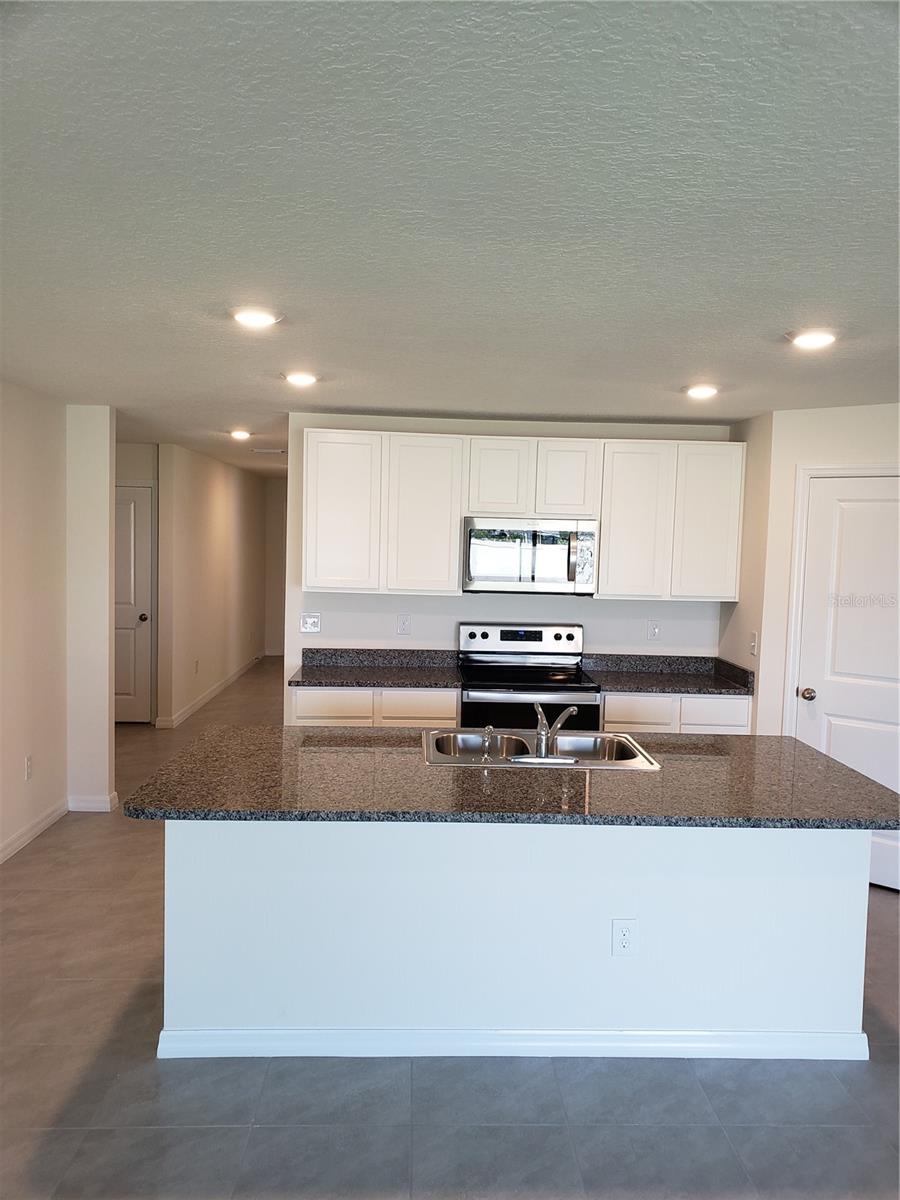 Image 6 of 26 For 12207 Kingsley Trail