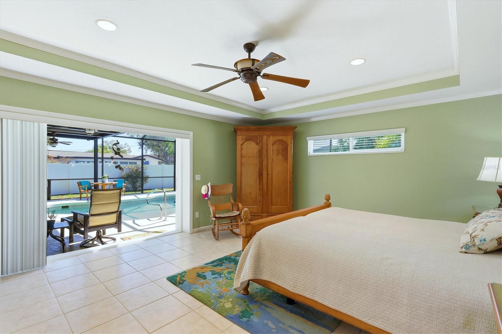 Image 21 of 75 For 405 Darling Drive