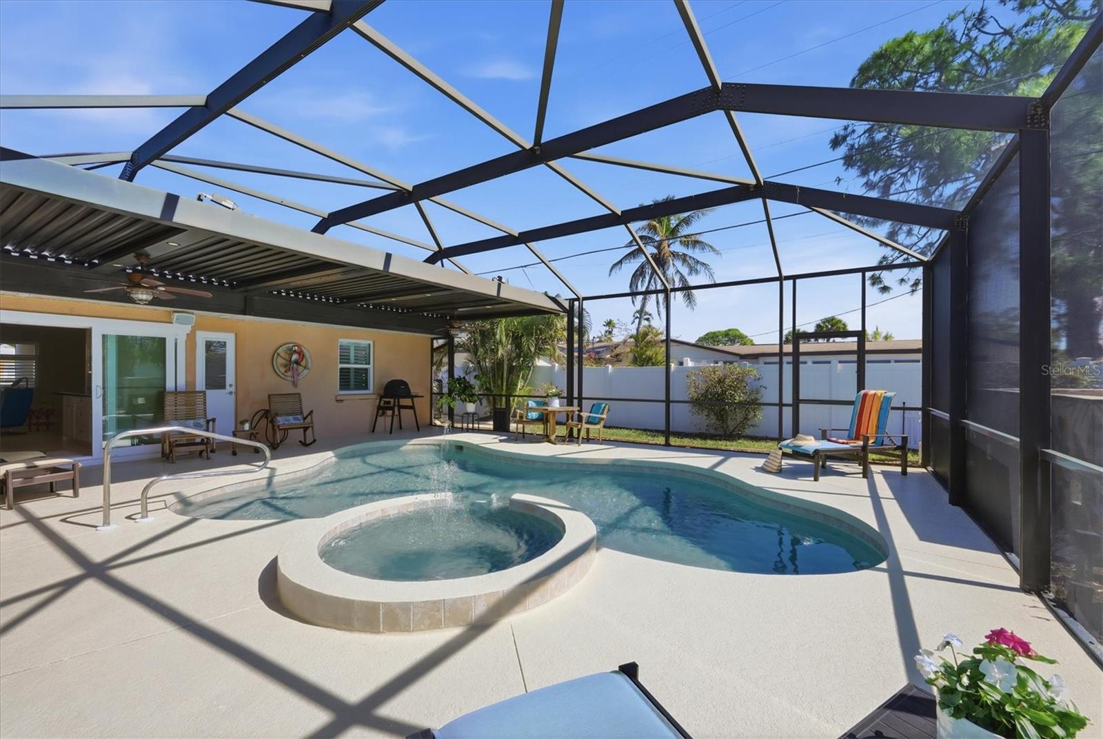 Image 36 of 75 For 405 Darling Drive