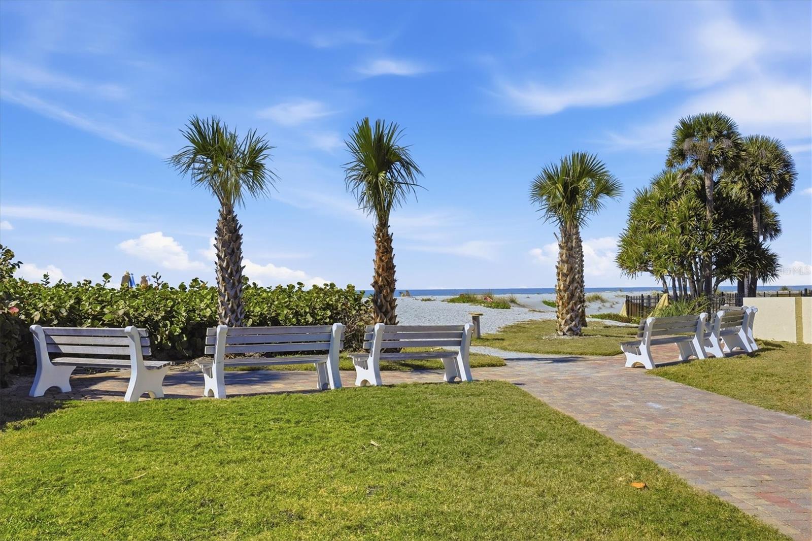 Image 51 of 75 For 405 Darling Drive