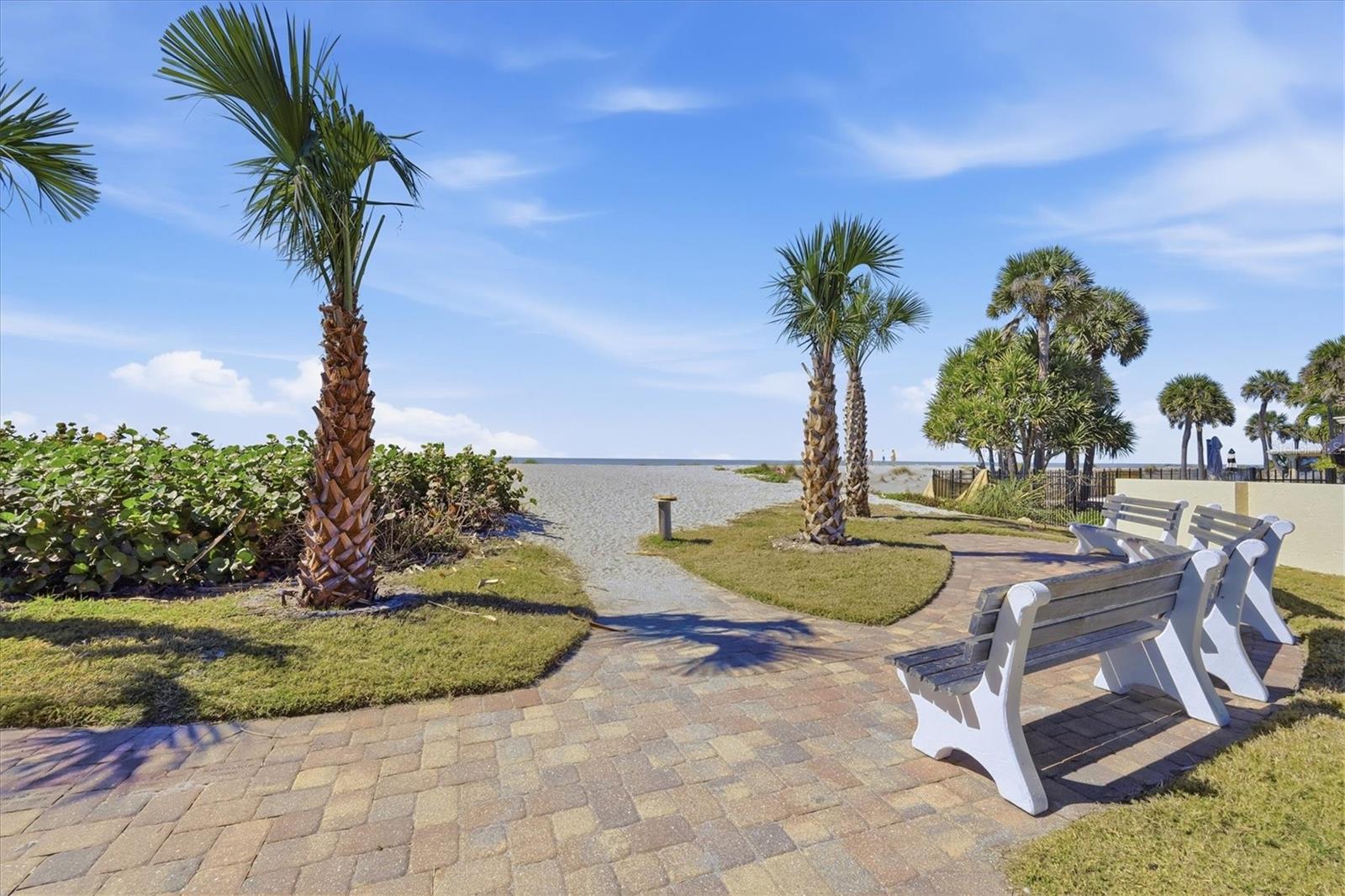 Image 52 of 75 For 405 Darling Drive