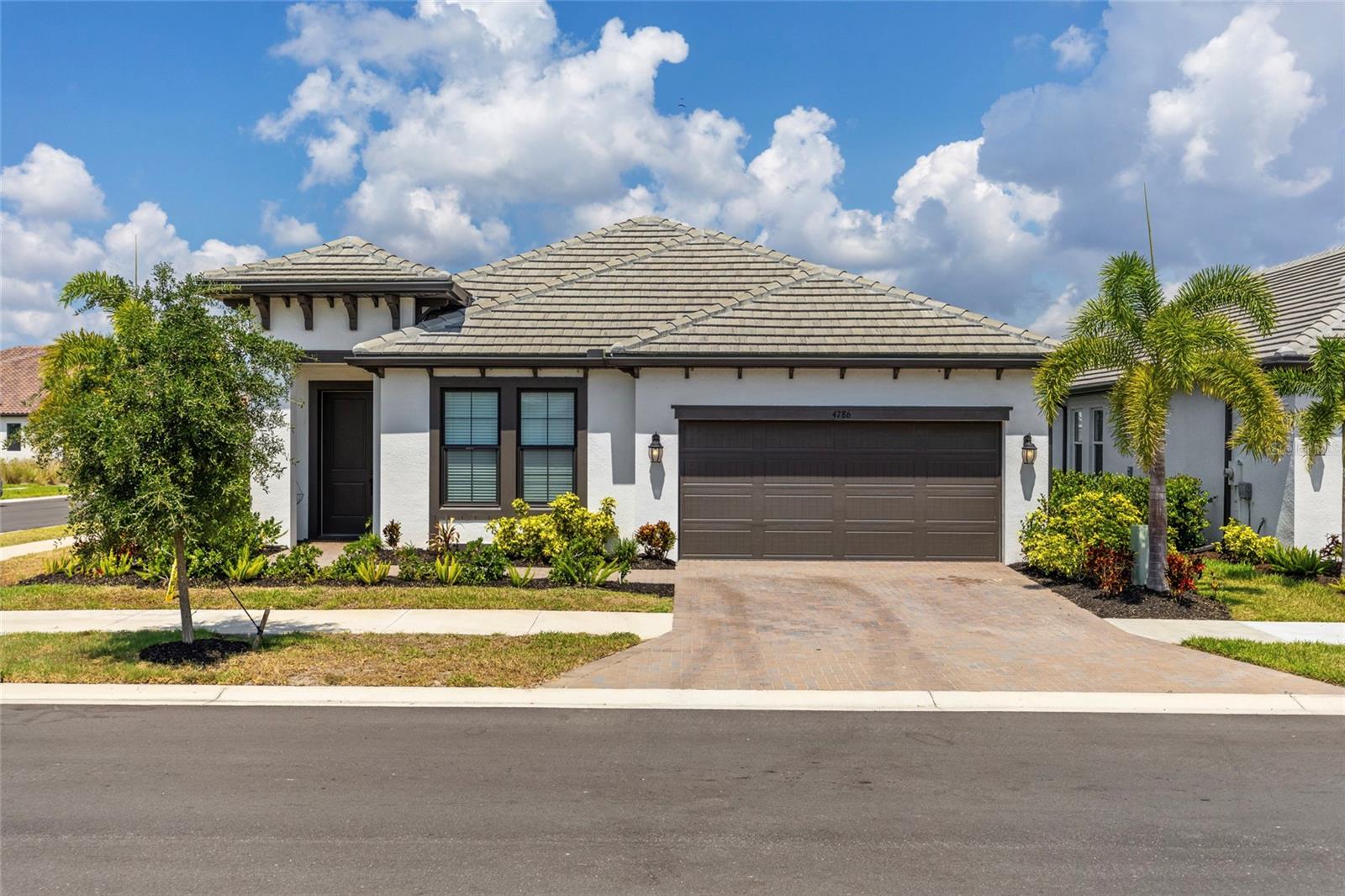 Details for 4786 Antrim Drive, SARASOTA, FL 34240