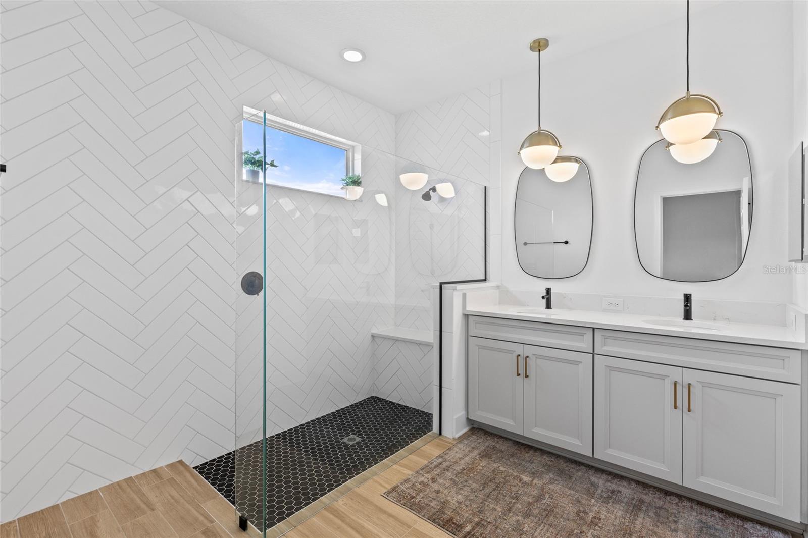 Image 25 of 42 For 4786 Antrim Drive