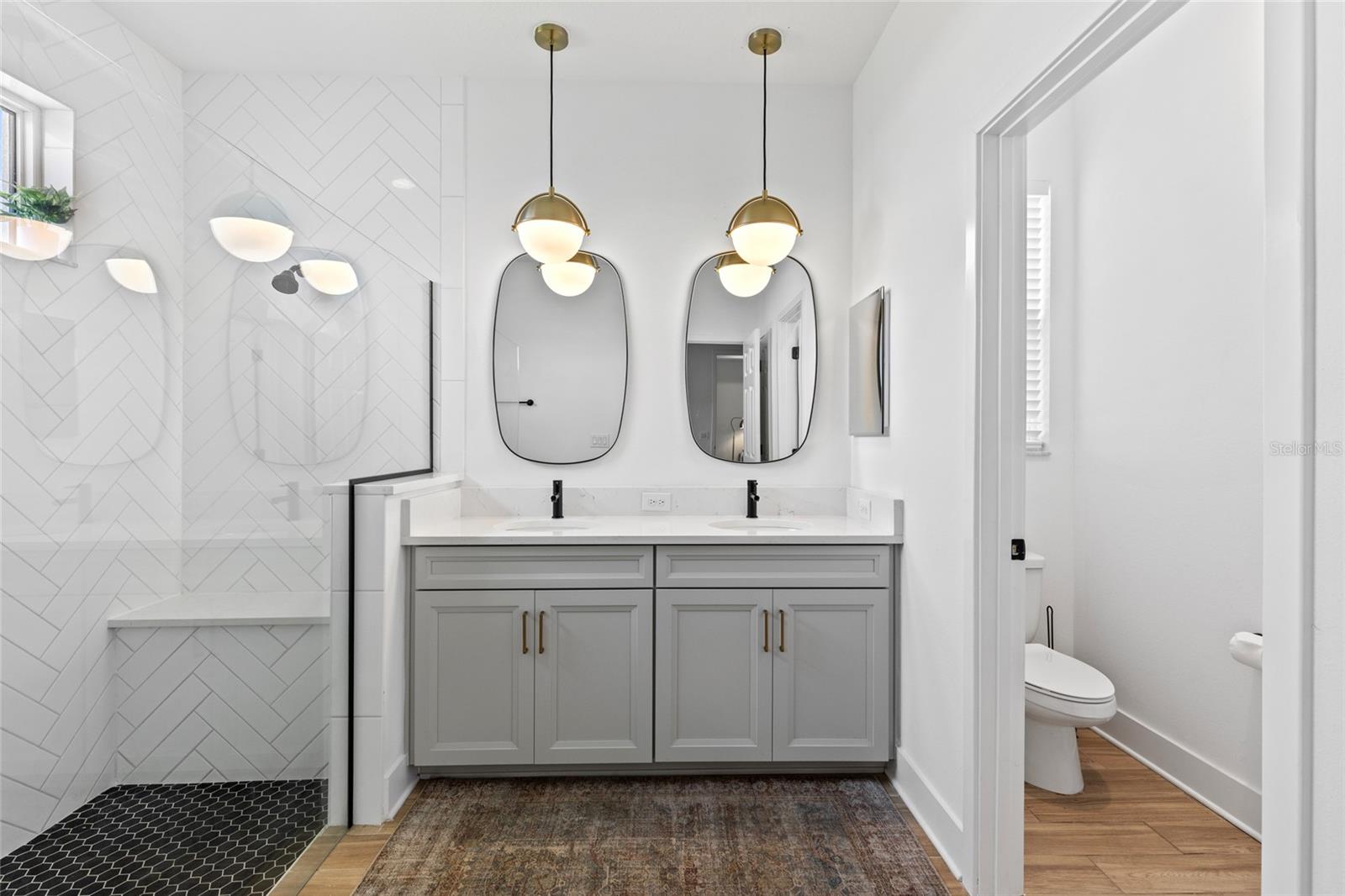 Image 26 of 42 For 4786 Antrim Drive