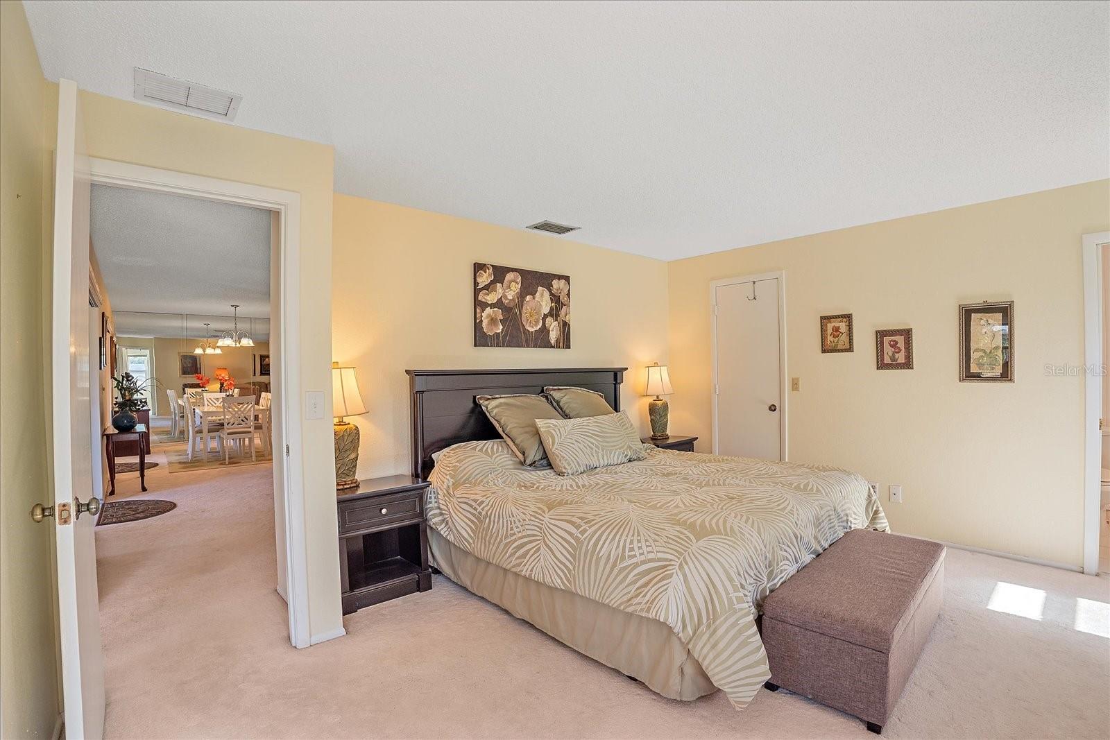 Image 18 of 33 For 6948 Country Club Drive N V-81