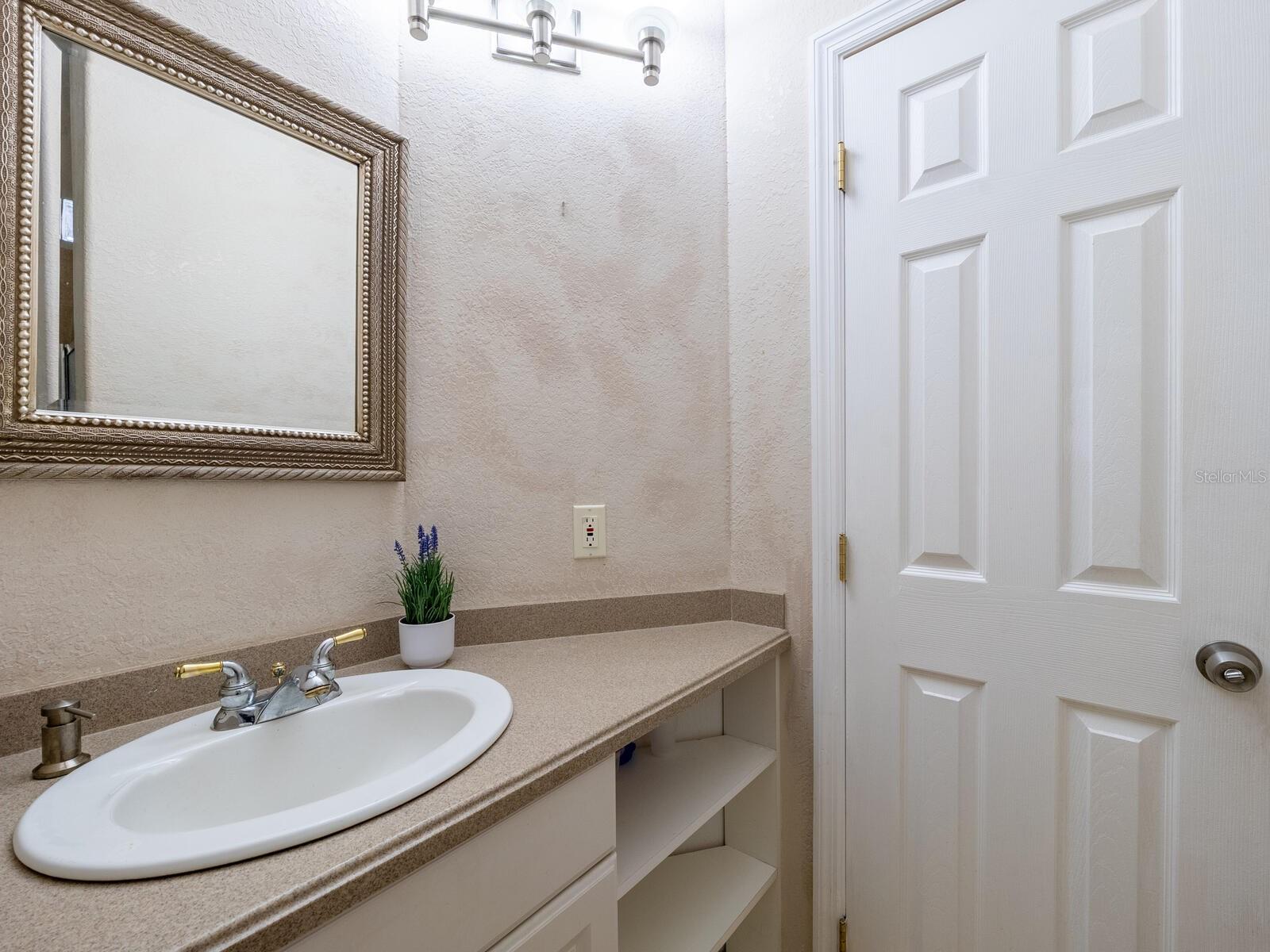 Image 21 of 47 For 605 Avenida De Mayo