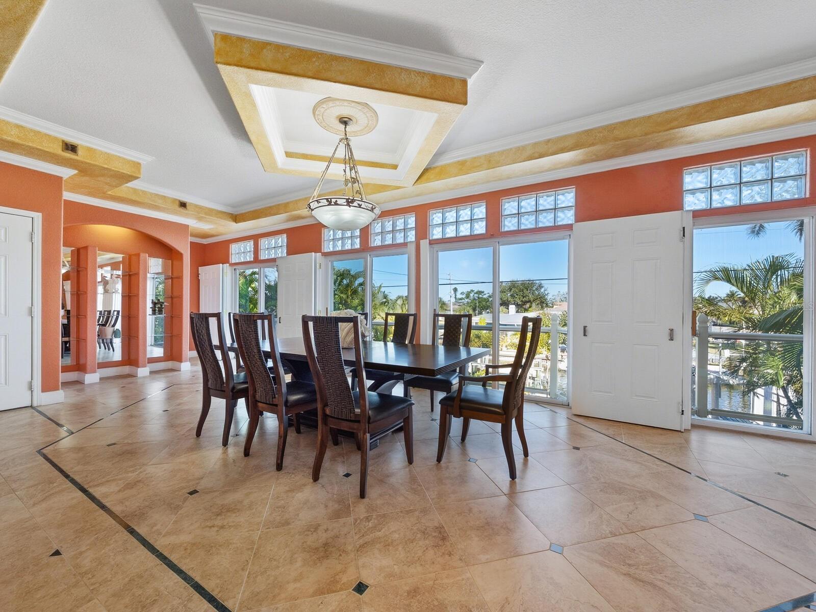 Image 9 of 47 For 605 Avenida De Mayo