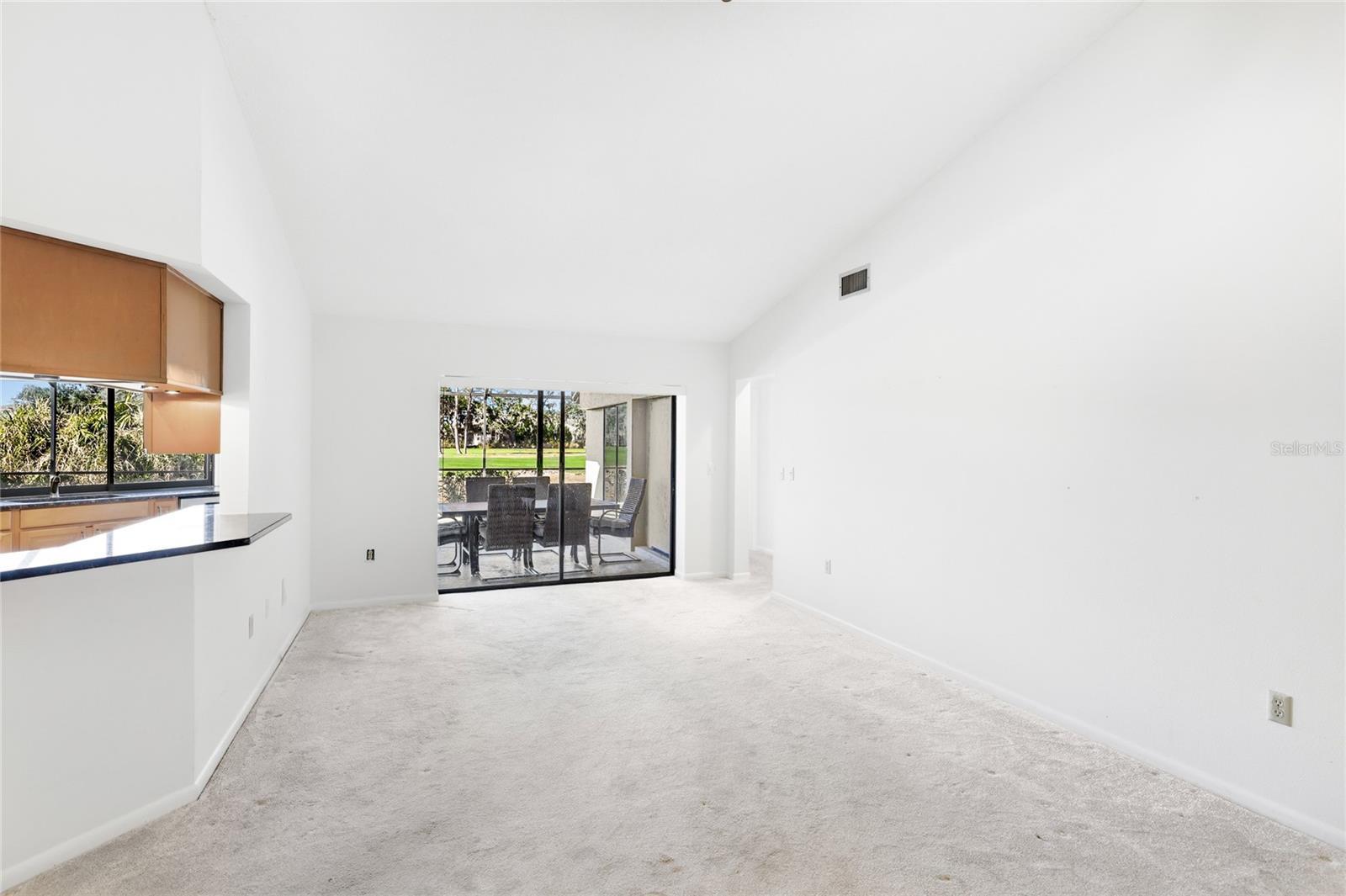 Image 14 of 60 For 4174 Southwell Way